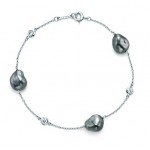 Pearl bracelet